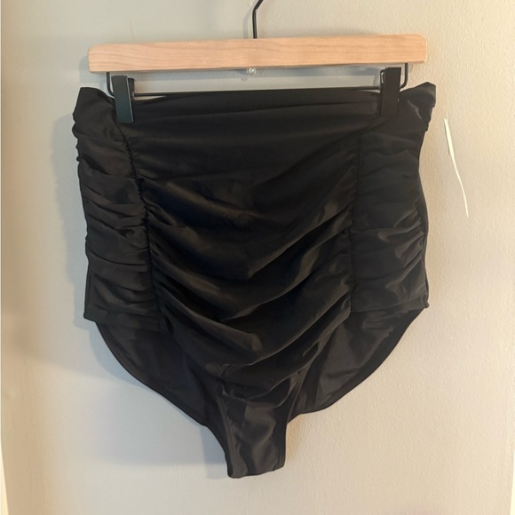 Black High-Waisted Shapewear - Picture 1 of 6